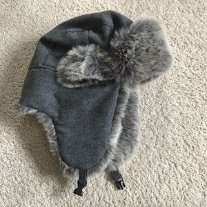 Bomber hat . Trapper hat . Aviator hat .